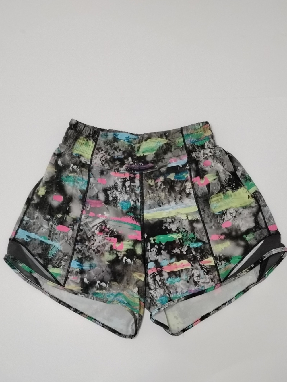 Lululemon Hotty Hot HR Short 4"